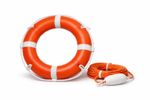 Salvavidas circular de 71 cm con cabo flotante de 15 m